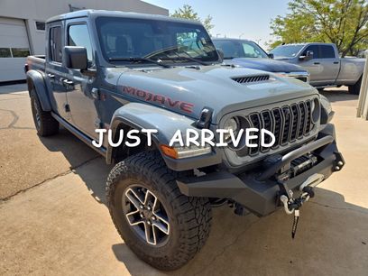 Used 2025 Jeep Gladiator Mojave