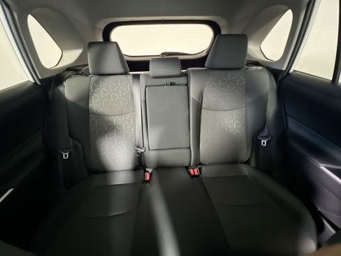 Used 2021 Toyota RAV4 XLE w/ Convenience Package image 33