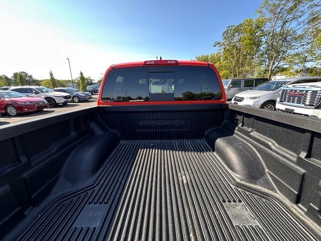 Used 2025 Nissan Frontier PRO-4X w/ Interior Protection Package AWD/4WD image 14