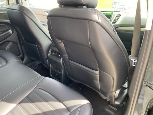 Used 2024 Ford Edge SEL image 36