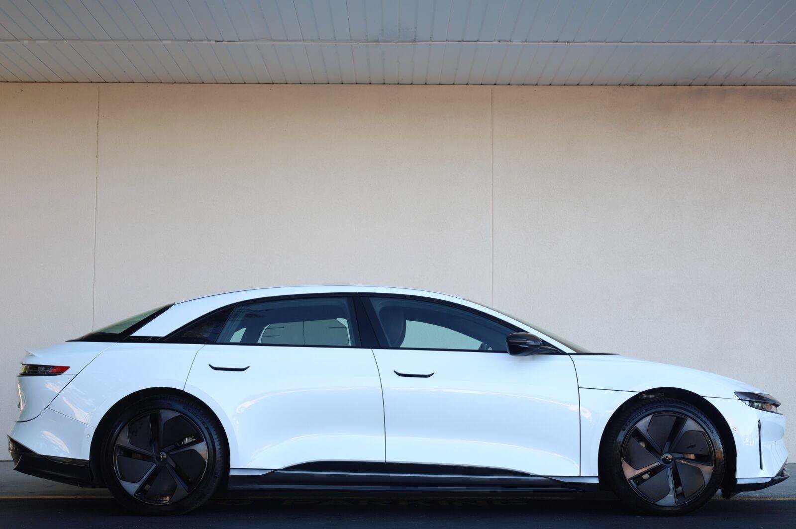 Used 2024 Lucid Air Touring AWD/4WD image 2
