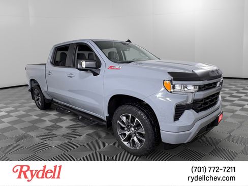 Used 2024 Chevrolet Silverado 1500 RST w/ Convenience Package II image 7