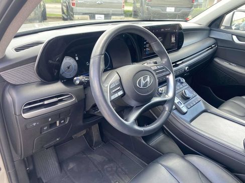 Used 2024 Hyundai Palisade Limited FWD image 22