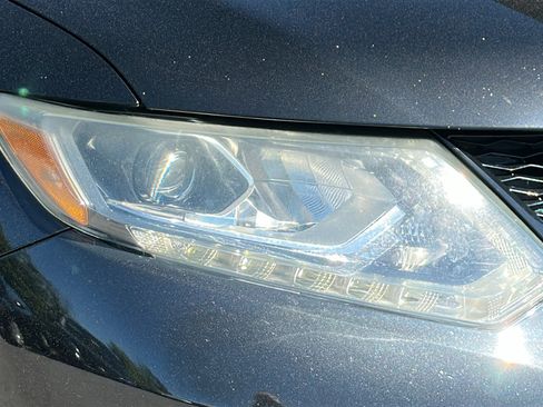 Used 2016 Nissan Rogue SL w/ SL Premium Package AWD/4WD image 4