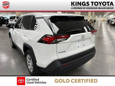 Certified 2024 Toyota RAV4 LE AWD/4WD image 6