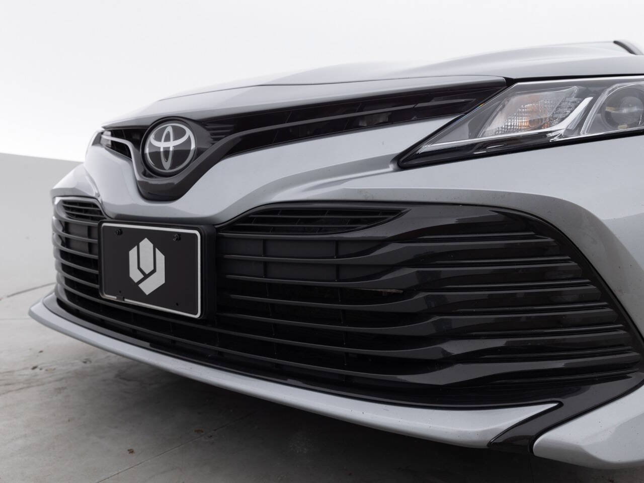 Used 2020 Toyota Camry LE FWD image 15