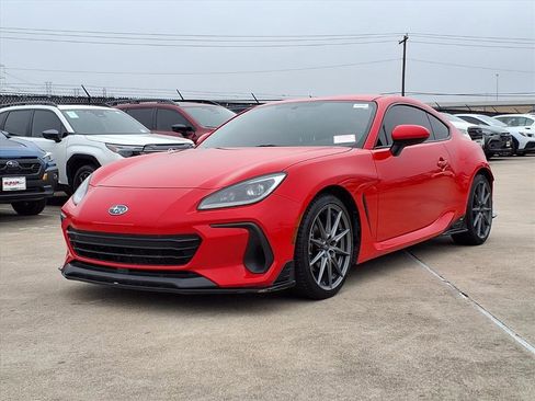 Certified 2023 Subaru BRZ Limited w/ Popular Package #2 image 4