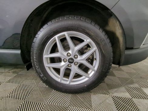 Certified 2024 Ford Edge SEL image 11