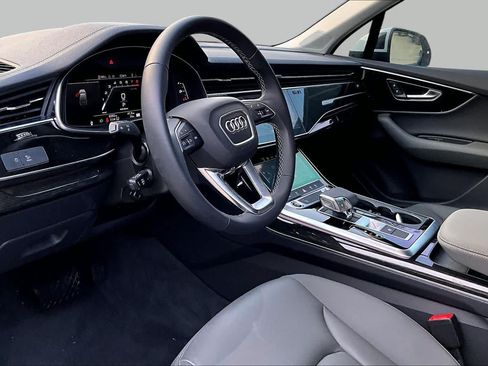 Certified 2026 Audi Q7 2.0T Premium AWD/4WD image 17