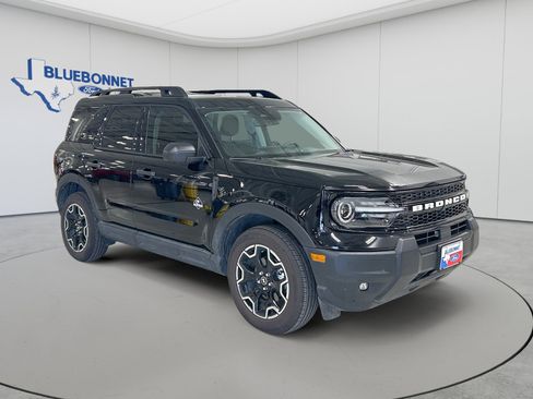 Used 2026 Ford Bronco Sport Outer Banks AWD/4WD image 3