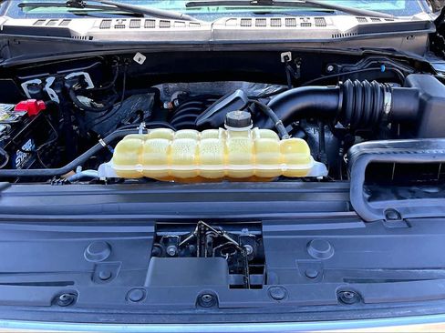 Used 2019 Ford F150 Platinum w/ Equipment Group 701A Luxury AWD/4WD image 35