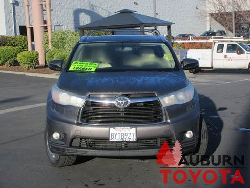 Used 2014 Toyota Highlander XLE image 26