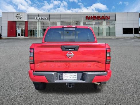 Certified 2025 Nissan Frontier SV w/ SV Convenience Package RWD image 5