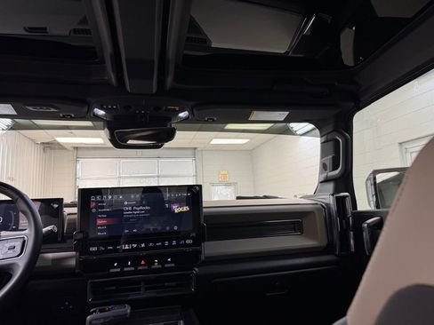 New 2026 GMC Hummer EV 3X image 23