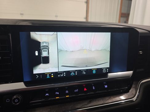 Used 2023 Chevrolet Silverado 1500 LTZ image 33