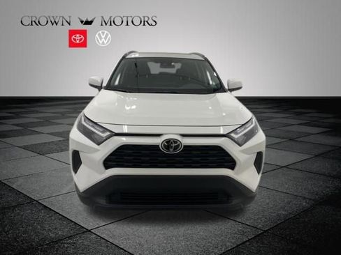 Used 2025 Toyota RAV4 XLE w/ Convenience Package image 2