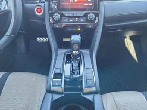 Used 2020 Honda Civic Sport Touring image 11