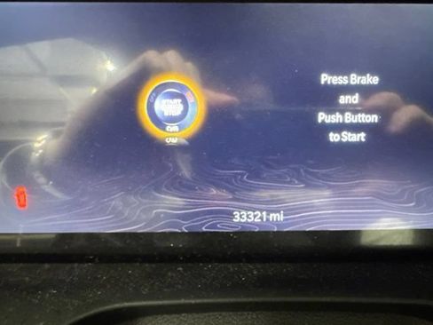 Used 2024 Jeep Grand Cherokee Altitude RWD image 14