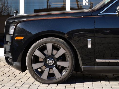 Certified 2021 Rolls-Royce Cullinan image 12