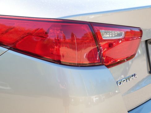 Used 2015 Kia Optima EX w/ EX Premium Package FWD image 17