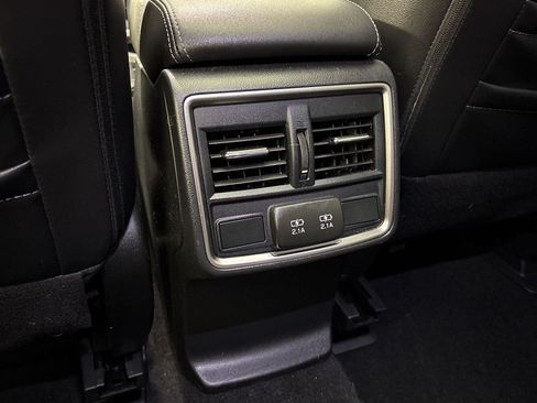 Used 2023 Subaru Forester Limited AWD/4WD image 32