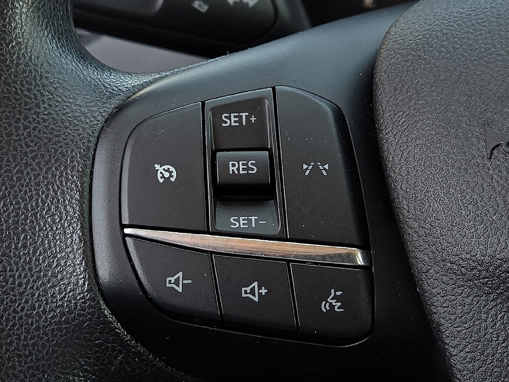 Used 2025 Ford Escape Active FWD image 17