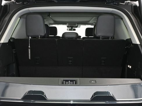 New 2025 Ford Expedition Active image 24