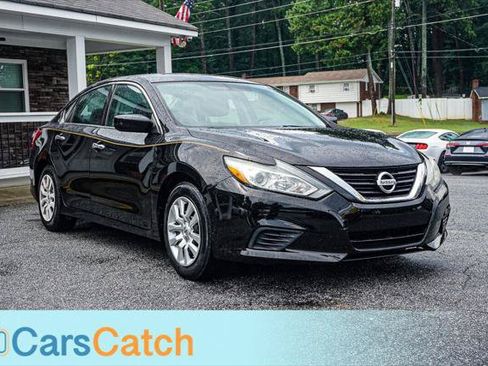 Used 2018 Nissan Altima 2.5 S w/ S Convenience Package FWD image 10