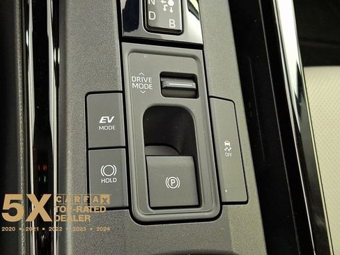 Used 2026 Toyota Prius XLE image 29