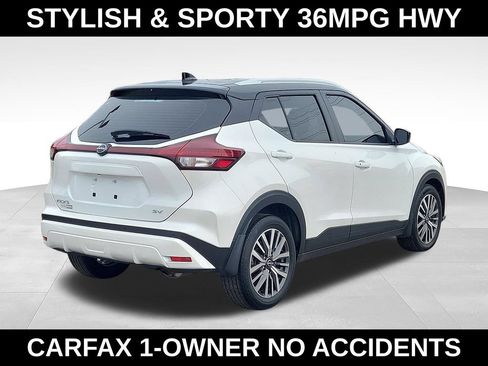 Used 2024 Nissan Kicks SV FWD image 4