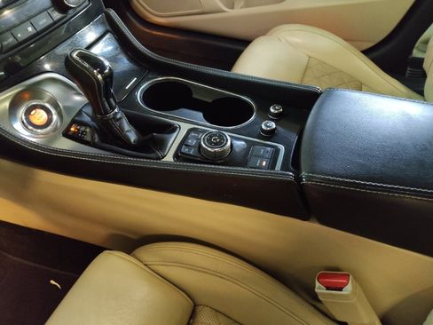 Used 2017 Nissan Maxima Platinum image 26