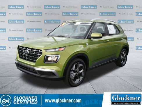 Used 2024 Hyundai Venue SEL image 1