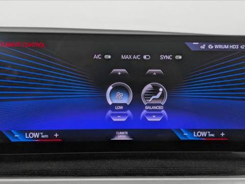 Used 2023 BMW i4 eDrive35 RWD image 26