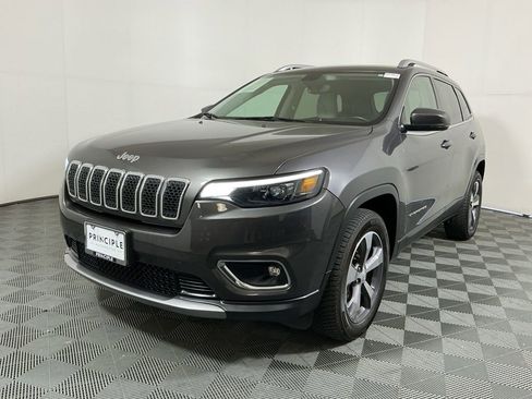 Used 2019 Jeep Cherokee Limited AWD/4WD image 23