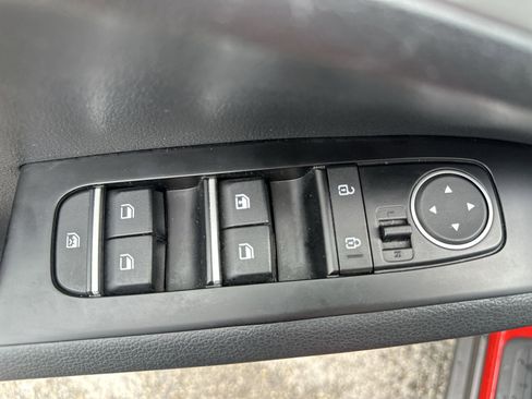 Certified 2023 Kia Soul S FWD image 15