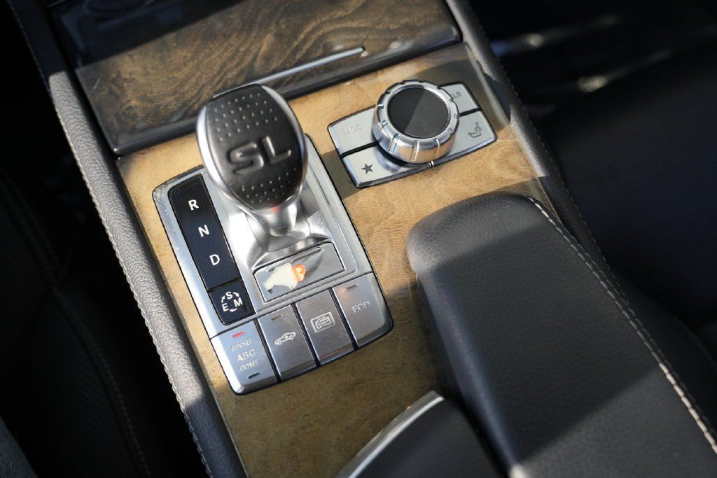 Used 2013 Mercedes-Benz SL 550 image 39