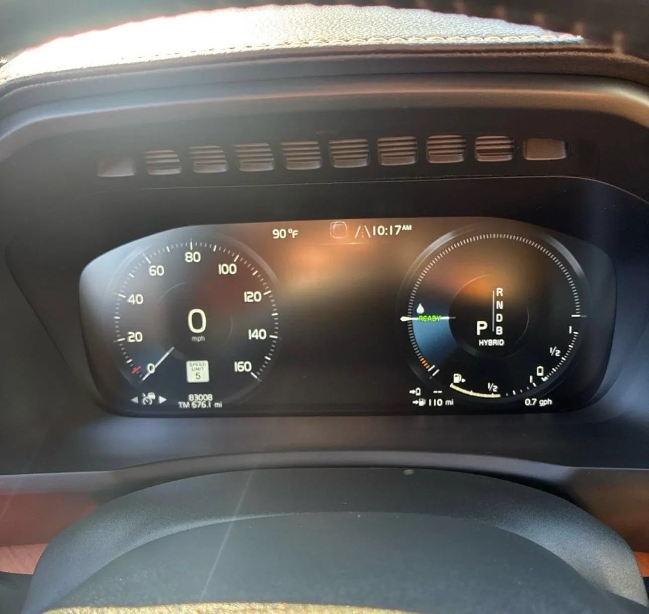 Used 2018 Volvo XC90 T8 Inscription w/ Convenience Package AWD/4WD image 18
