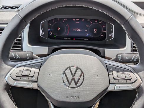Used 2023 Volkswagen Atlas Cross Sport SE w/ Black Wheel Package AWD/4WD image 21