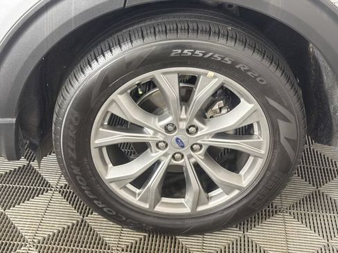 Certified 2023 Ford Explorer XLT w/ Equipment Group 202A RWD image 27