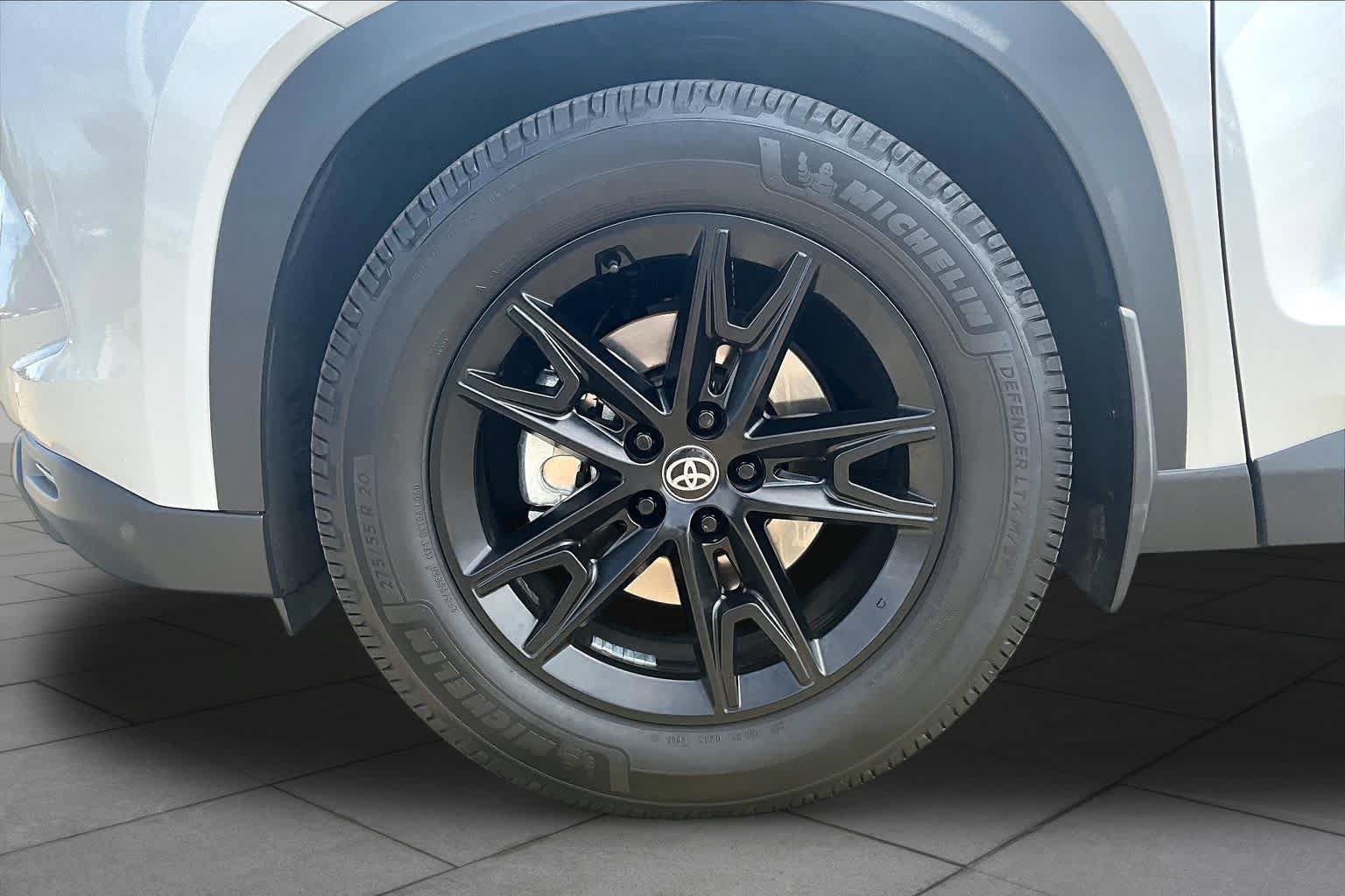 Certified 2025 Toyota Grand Highlander AWD Hybrid image 10