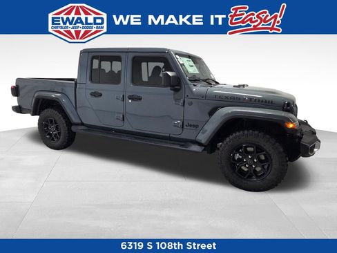 New 2025 Jeep Gladiator Sport image 23