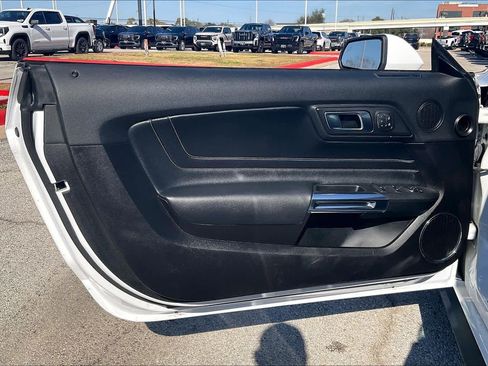 Used 2022 Ford Mustang GT Premium w/ Equipment Group 401A RWD image 18