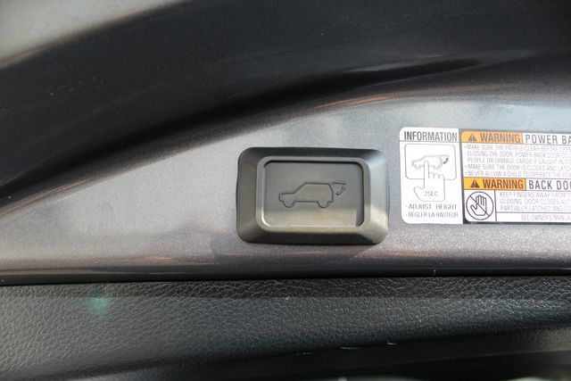Used 2016 Toyota RAV4 Limited w/ Advanced Technology Package AWD/4WD image 21