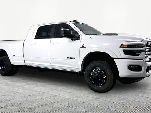 New 2026 RAM 3500 Limited AWD/4WD image 2