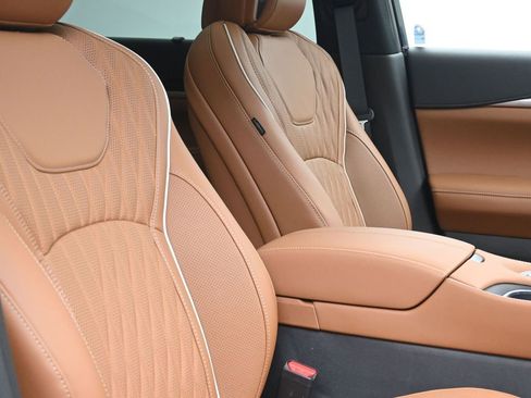 New 2026 INFINITI QX60 Autograph w/ Dark Cargo Package image 8