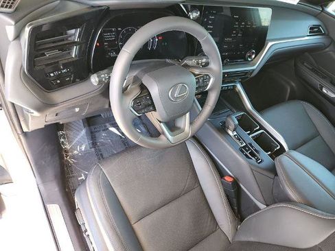 Used 2024 Lexus TX 350 FWD image 11