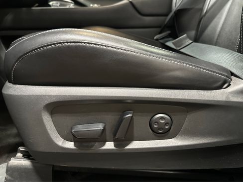 Used 2024 INFINITI QX60 Luxe AWD/4WD image 20