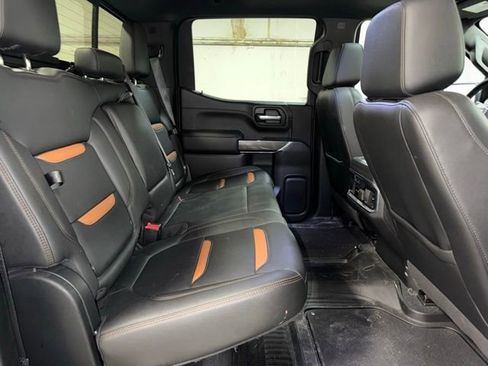 Used 2021 GMC Sierra 1500 AT4 w/ AT4 Premium Package AWD/4WD image 23