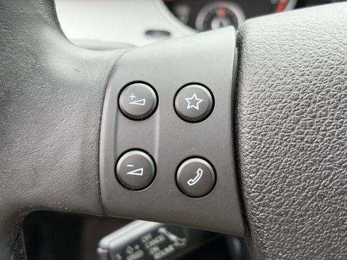 Used 2009 Volkswagen Passat Komfort FWD image 25