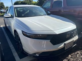 Used 2023 Honda Accord Touring video 1